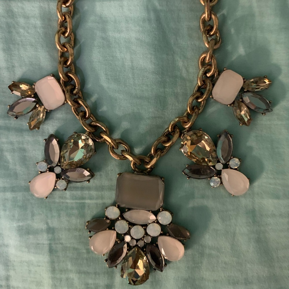 Forever 21 Gold Chain Jewel Necklace